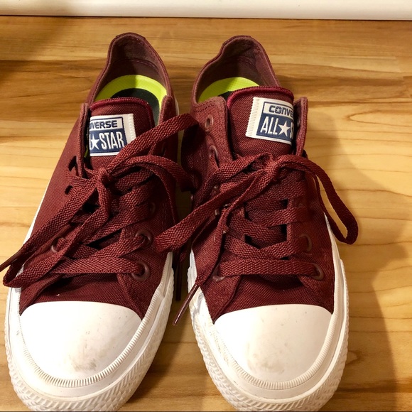 maroon chuck 2